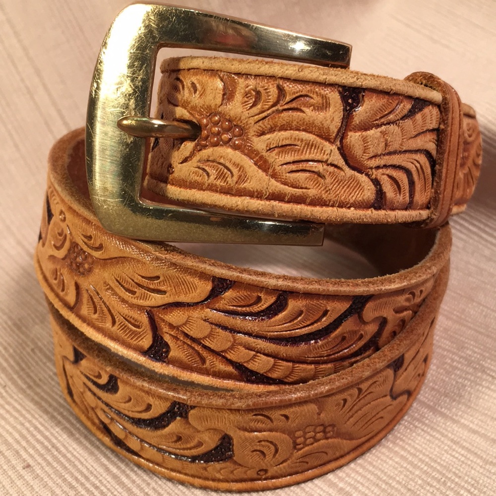 Fred Harvey handpainted leather belt bronze buckle